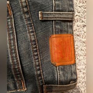 Levi’s low rise y2k bootcut jeans